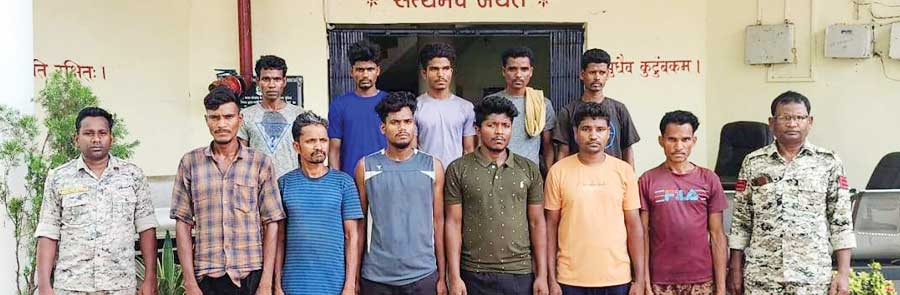 आईईडी प्लांट करने व सडक़ काटने सहित अन्य घटनाओं में शामिल 16 नक्सली गिरफ्तार आईईडी प्लांट करने व सडक़ काटने सहित अन्य घटनाओं में शामिल 16 नक्सली गिरफ्तार