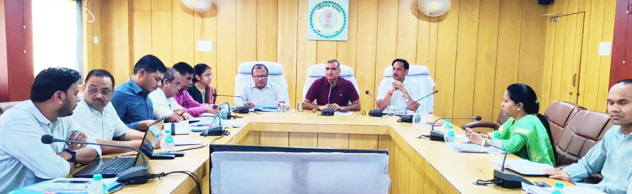 खाद-बीज का वितरण सुनिश्चित करें