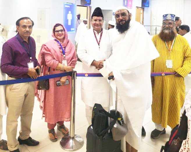 राज्य के 288 हाजी सफर-ए-हज के लिए रवाना