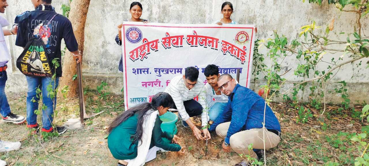 विश्व पर्यावरण दिवस पर वृक्षारोपण एवं साफ-सफाई का आयोजन