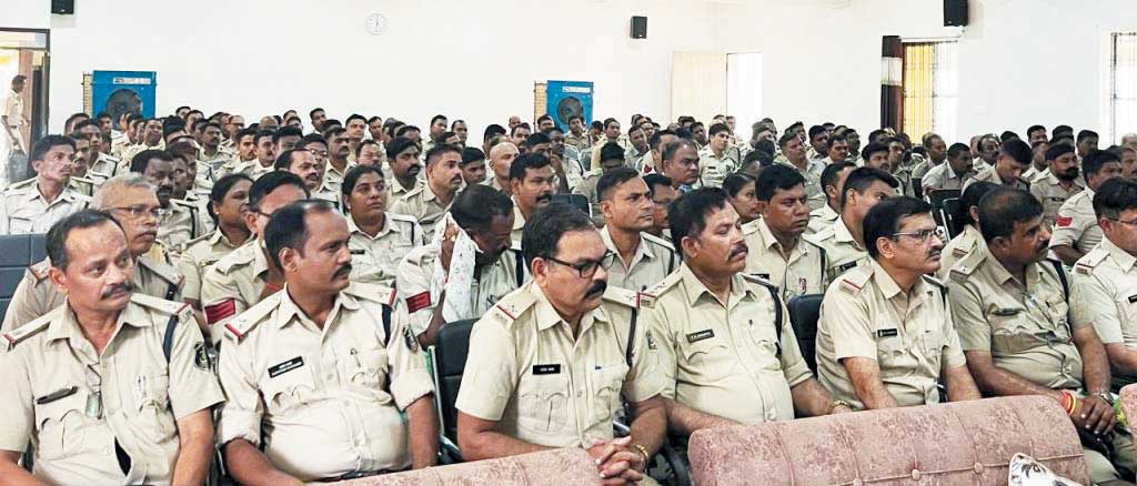 अफसरों ने समझी फोटोग्राफी, वीडियोग्राफी की बारीकियां