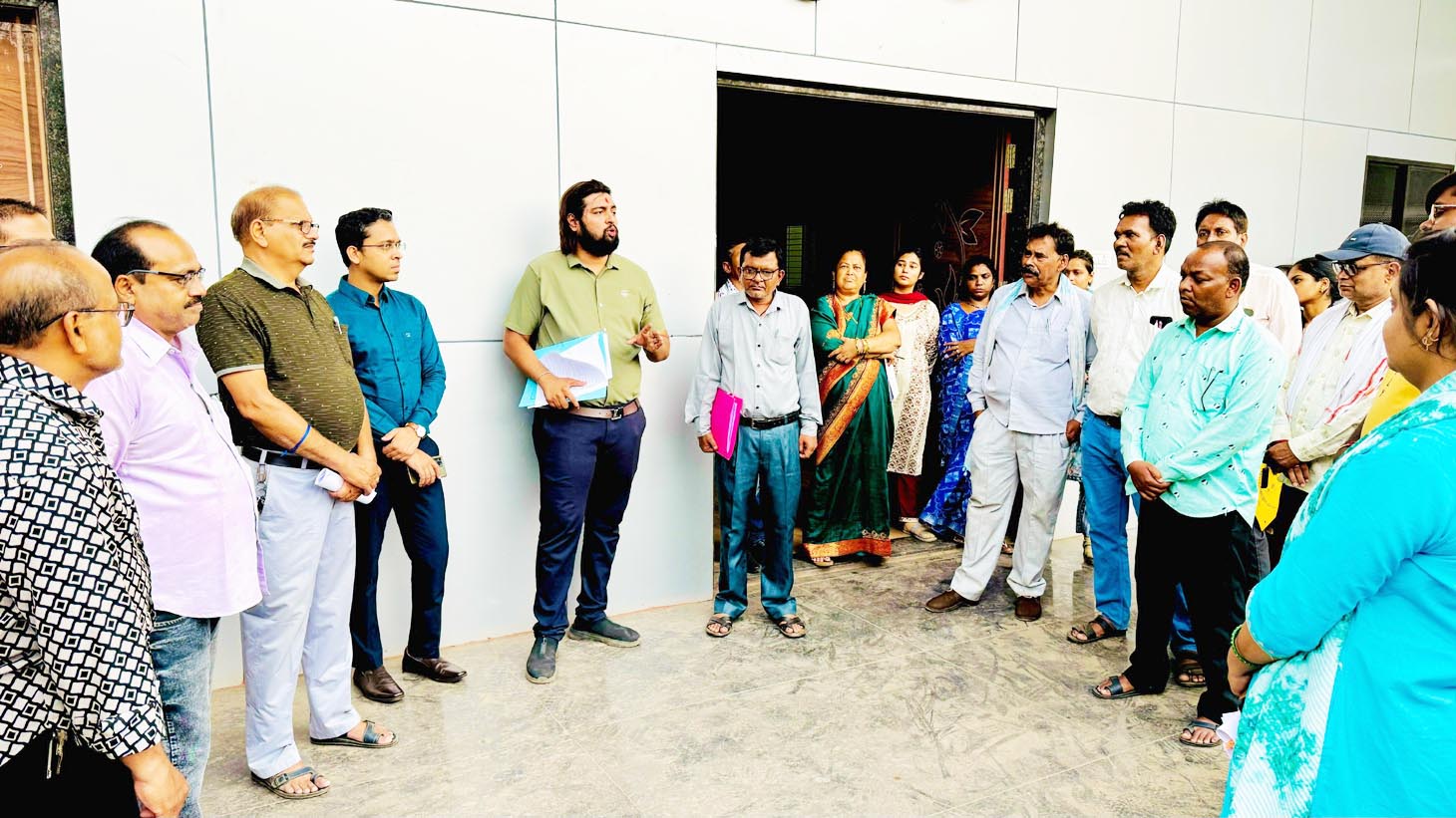 बकाया राशि की वसूली प्राथमिकता-आयुक्त बकाया राशि की वसूली प्राथमिकता-आयुक्त