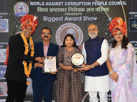 फिल्म एक्टर बिंदु दारा सिंह व रंजीत के हाथों डीके सोनी को मिला अटल सेवा रत्न व इंटरनेशनल प्रेस्टीजियस का अवार्ड फिल्म एक्टर बिंदु दारा सिंह व रंजीत के हाथों डीके सोनी को मिला अटल सेवा रत्न व इंटरनेशनल प्रेस्टीजियस का अवार्ड