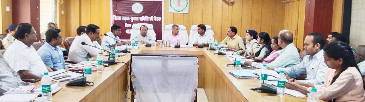 शराब पीकर वाहन चलाने वालों पर करें सख्त कार्रवाई 