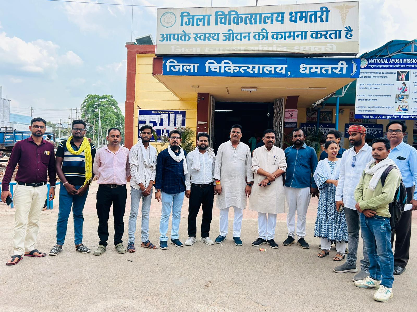 युवा कांग्रेस ने मनाया राहुल का जन्मदिन