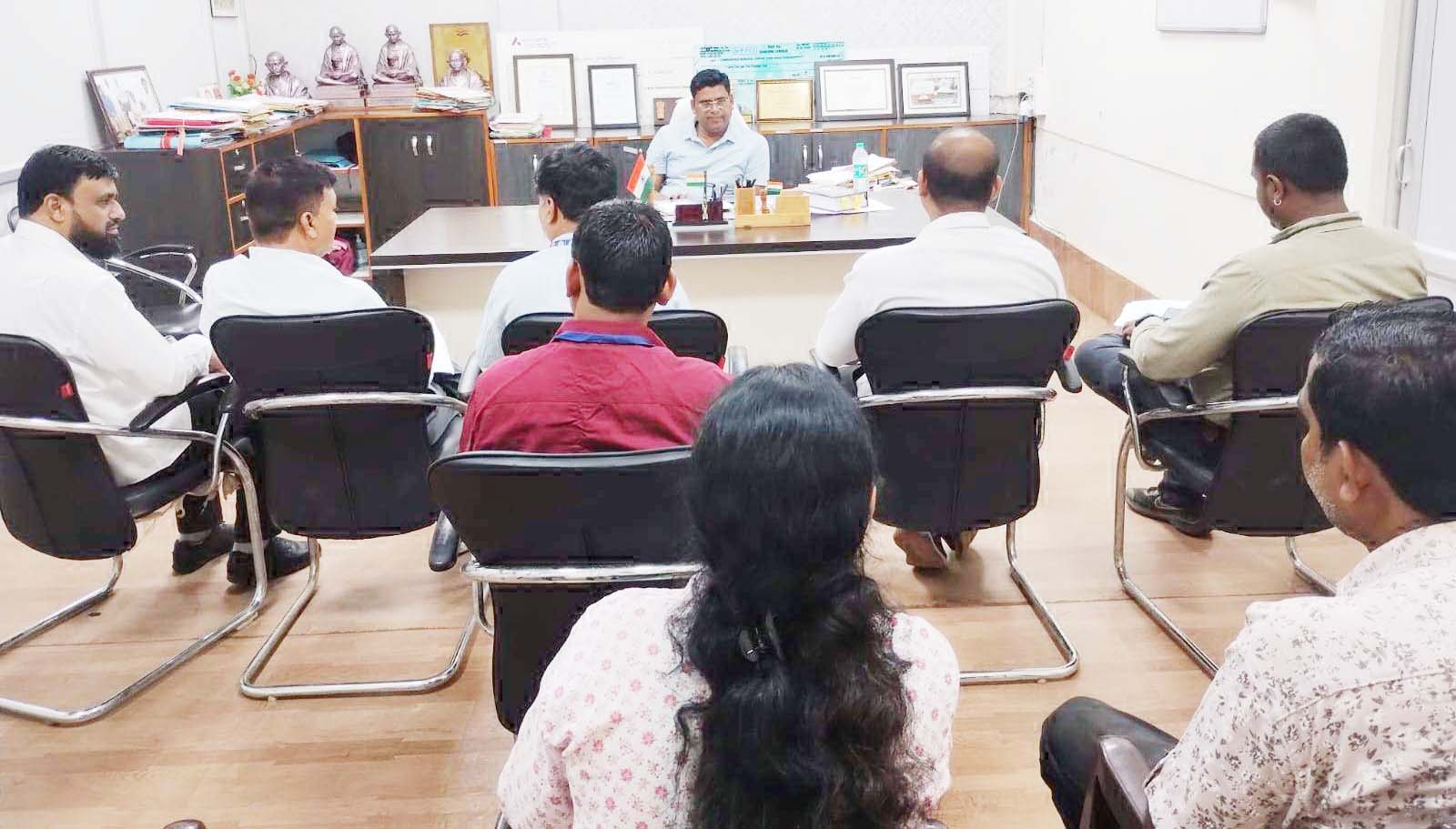 आयुष्मान भारत योजना का कार्य शीघ्र पूरा करने दिए निर्देश आयुष्मान भारत योजना का कार्य शीघ्र पूरा करने दिए निर्देश