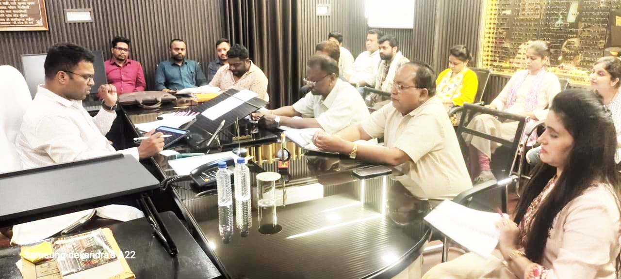 निर्माण कार्य जारी नहीं करने वाले ठेकेदारों को जारी होगा नोटिस निर्माण कार्य जारी नहीं करने वाले ठेकेदारों को जारी होगा नोटिस