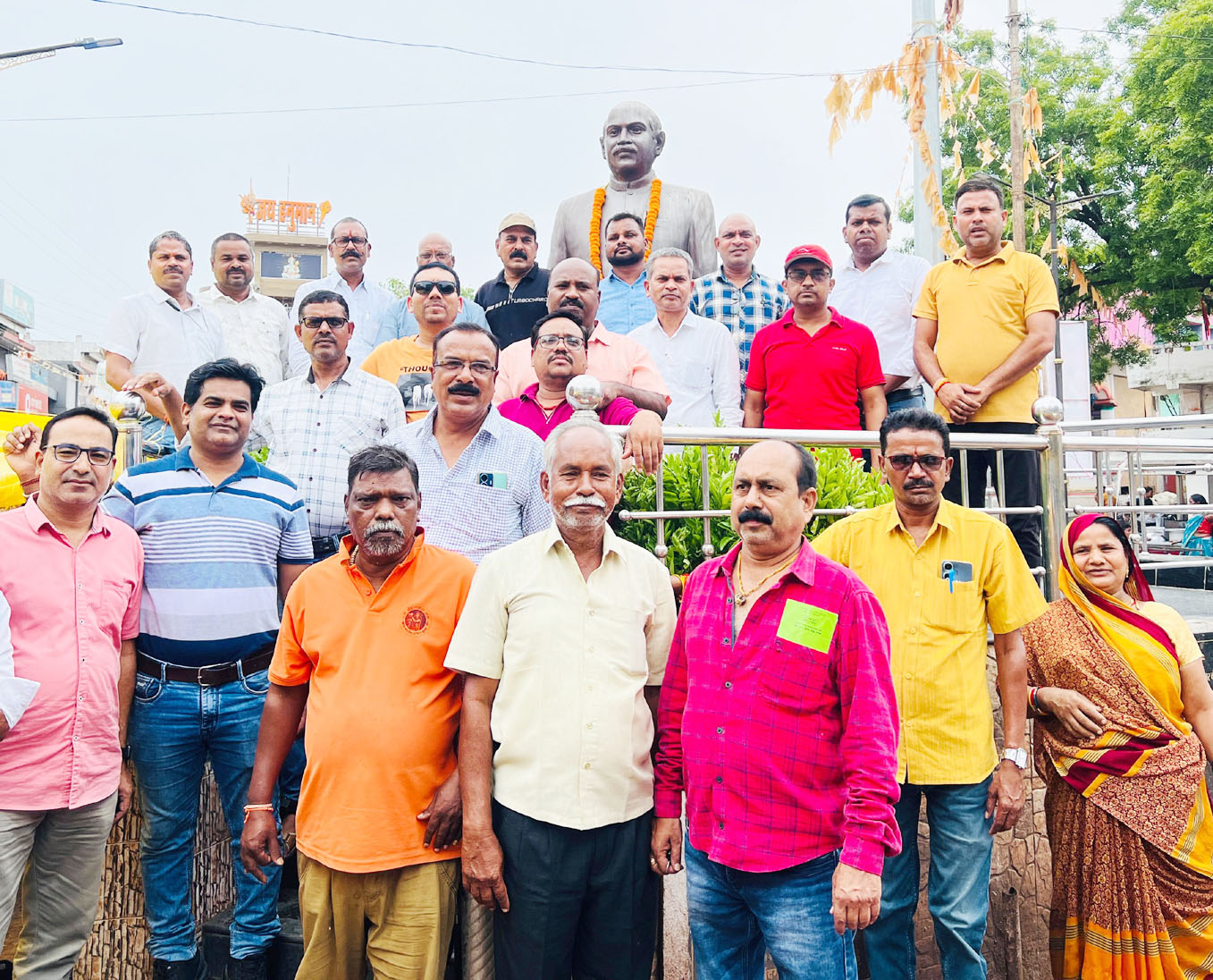 श्यामा प्रसाद मुखर्जी की पुण्यतिथि, भाजपाइयों ने किया नमन