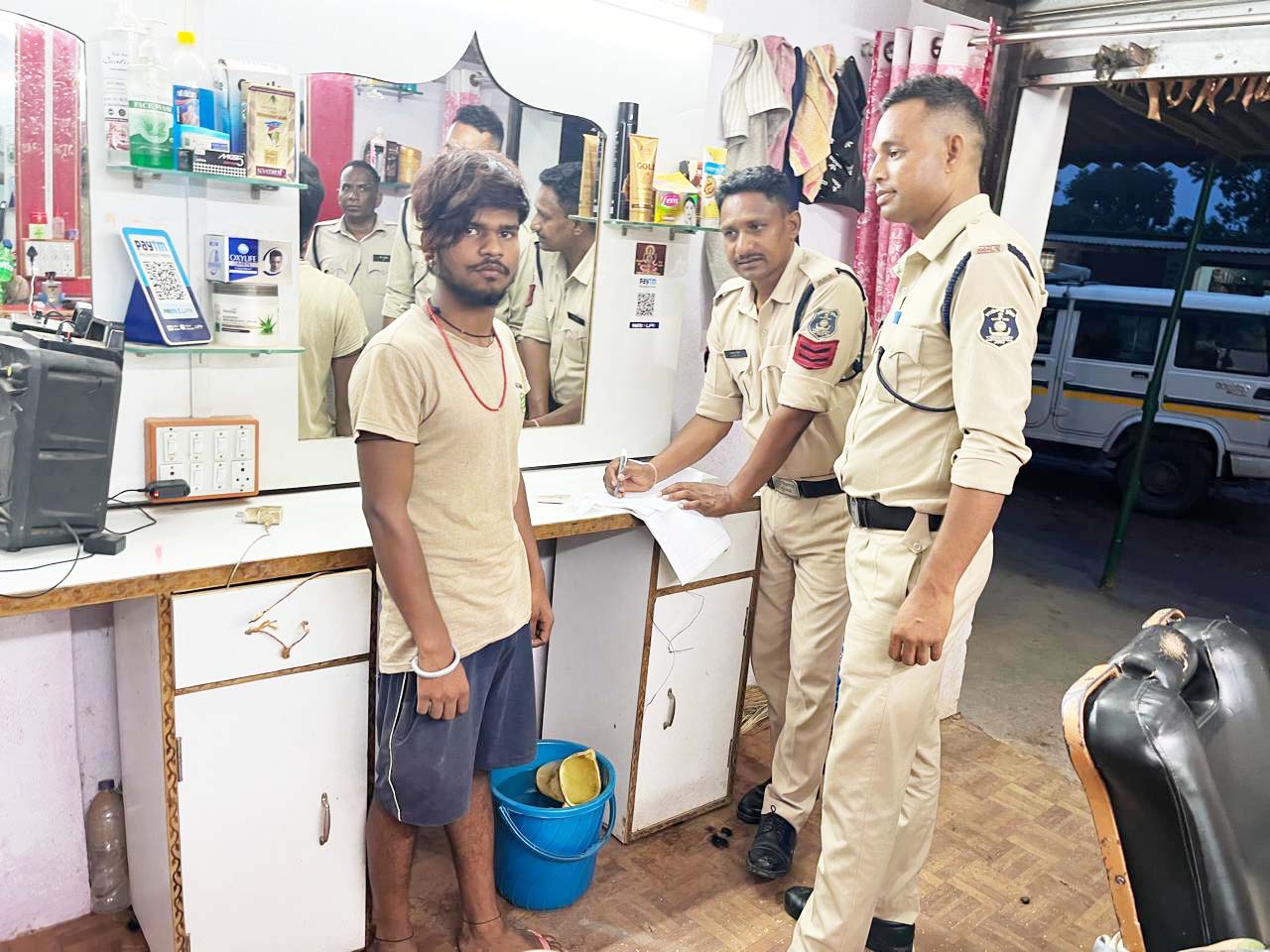 मुसाफिर चेकिंग अभियान,  112 से अधिक की जांच