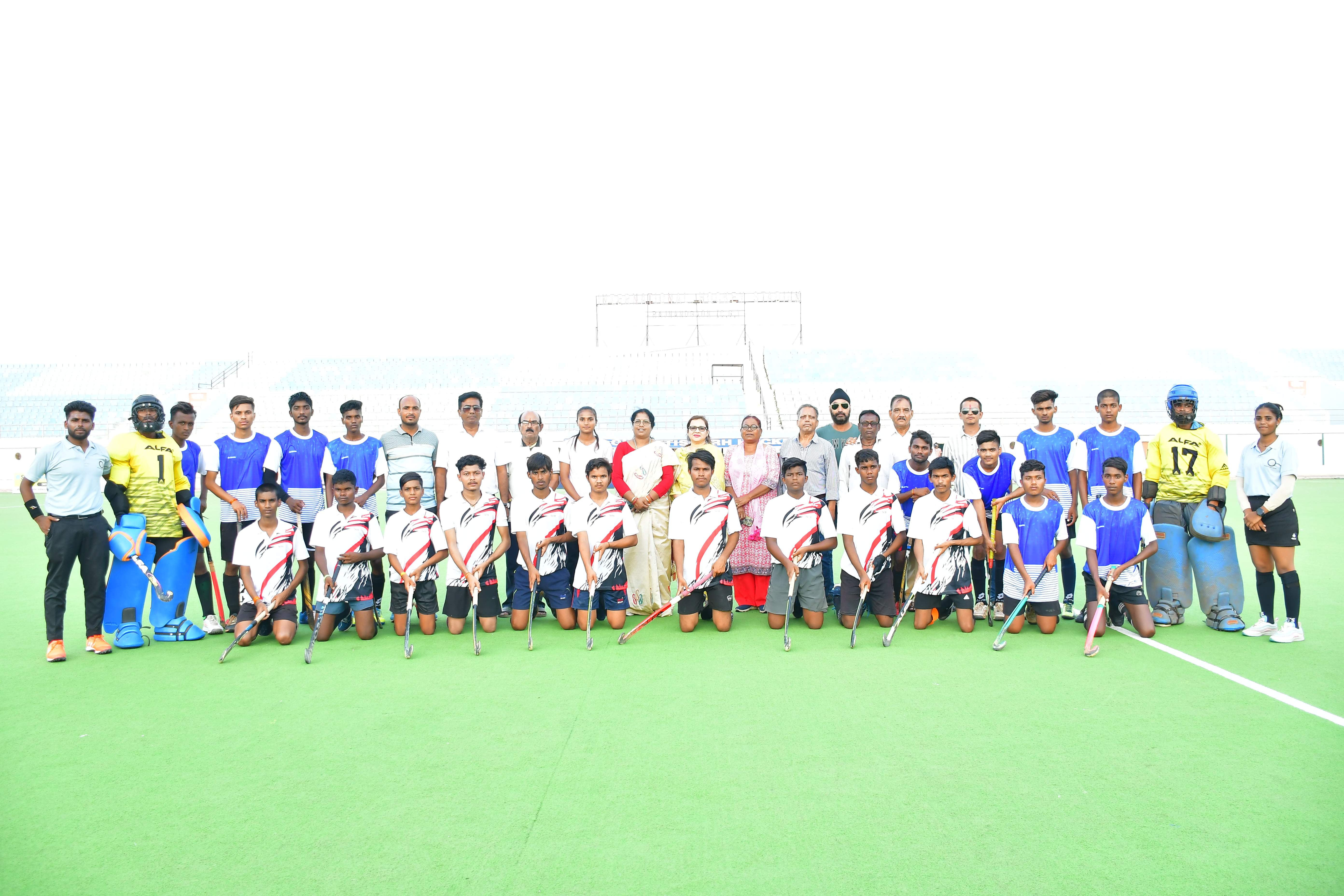 बालक में धमतरी, रायगढ़, कबीरधाम और जांजगीर-चांपा ने पहले दिन मारी बाजी