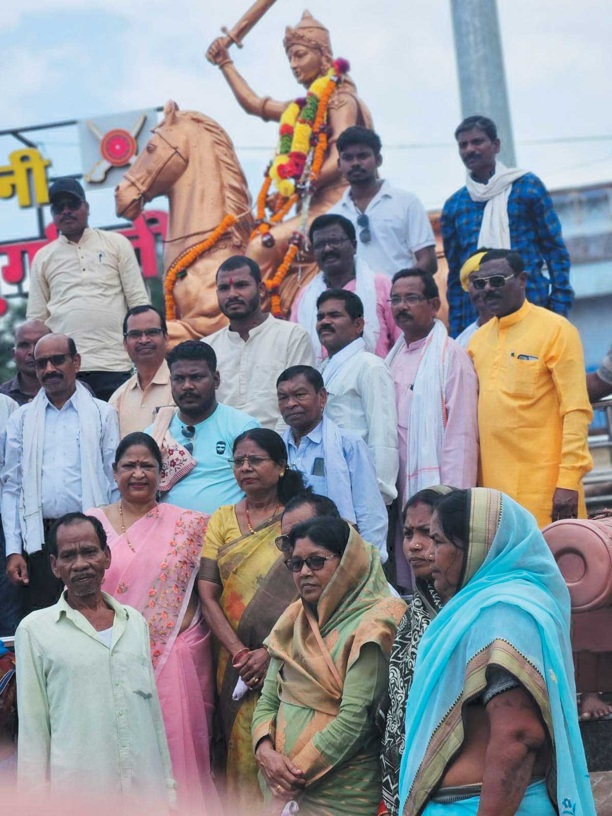 रानी दुर्गावती की शहादत को किया नमन्