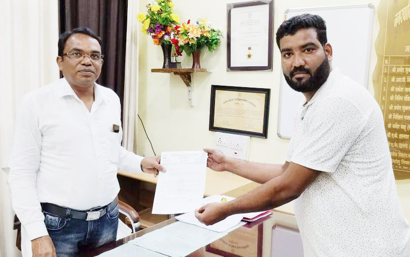 निगम कर्मियों-पार्षदों को 5 माह से वेतन नहीं