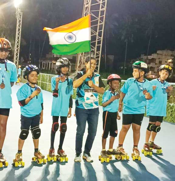 स्केटिंग के गिनीज बुक ऑफ वल्र्ड रिकॉर्ड में अंबिकापुर का आर्यव