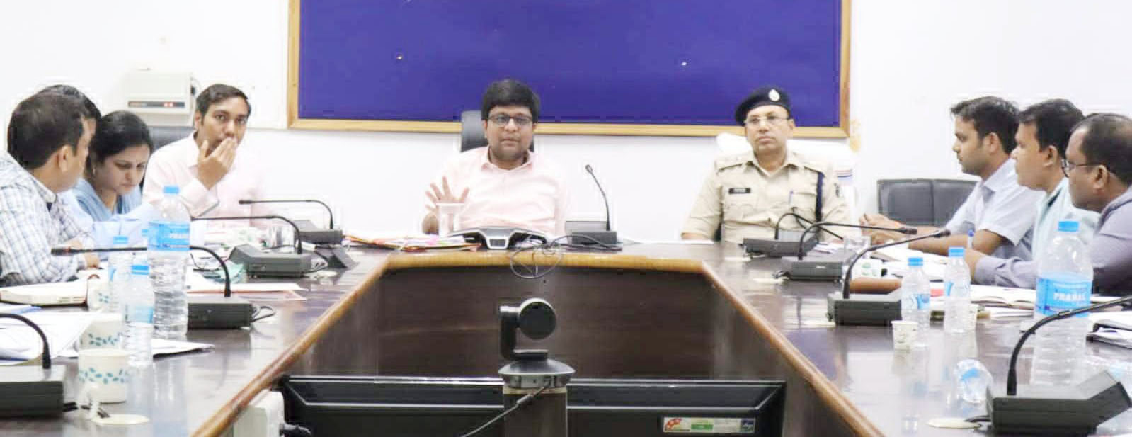 अवैध खनन, परिवहन, भंडारण पर सख्त कार्रवाई करने निर्देश 