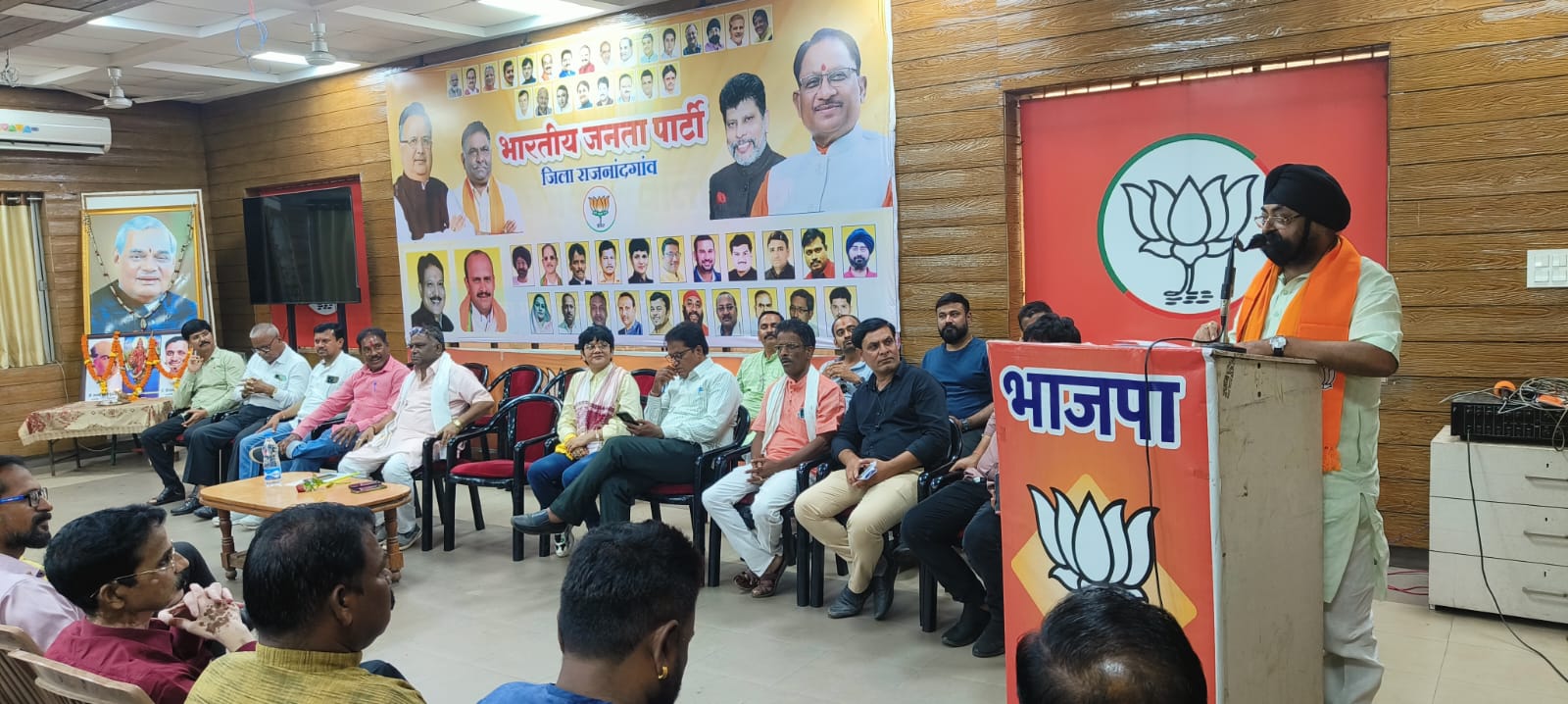 भाजपा कार्यकर्ता मां के नाम से एक पेड़ जरूर लगाए - भूपेंद्र भाजपा कार्यकर्ता मां के नाम से एक पेड़ जरूर लगाए - भूपेंद्र