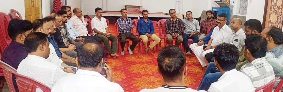  महामाया पहाड़ को बचाने प्रभारी मंत्री चौधरी से आह्वान