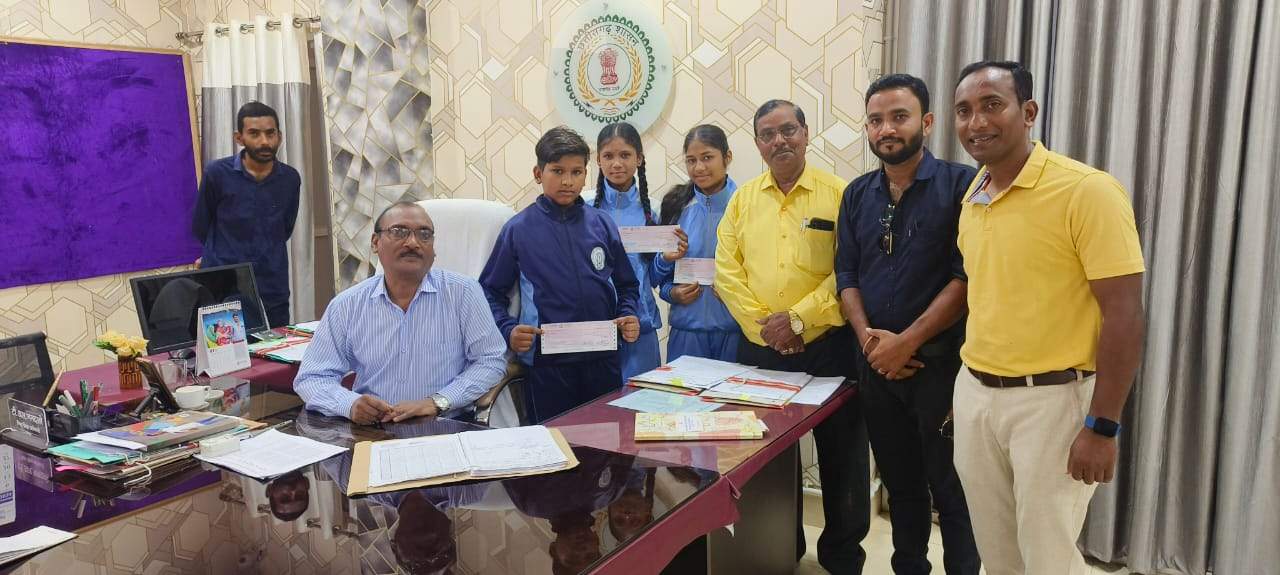 राष्ट्रीय खेल में श्रुति  और योगिता को कांस्य,  सम्मान राशि