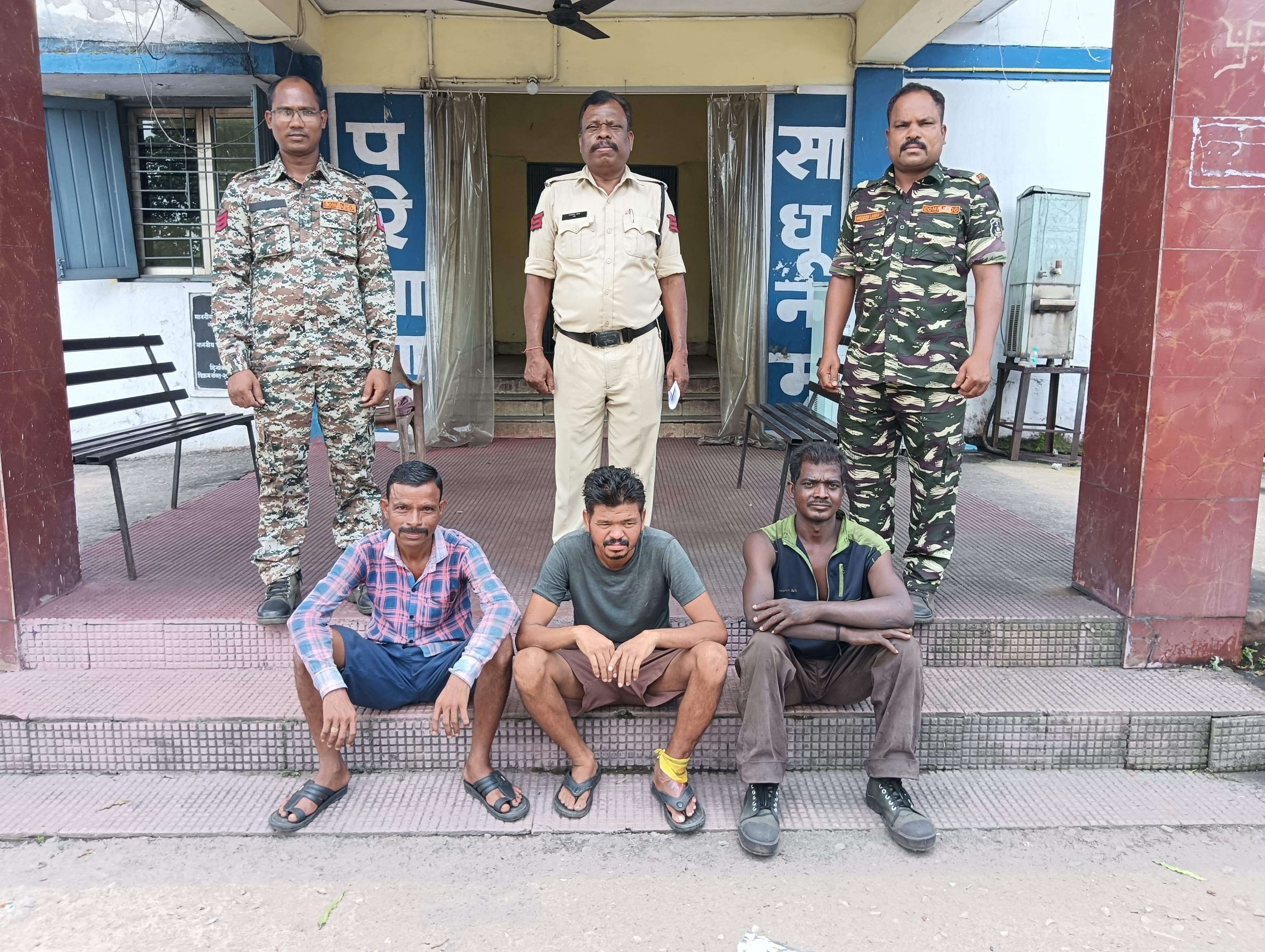 3 फरार वारंटी गिरफ्तार 3 फरार वारंटी गिरफ्तार