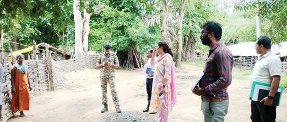 आश्रम और आंबा केन्द्र का निरीक्षण