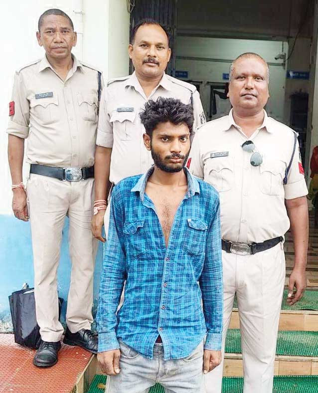 बस पकडऩे जा रही युवती से छेड़छाड़, आरोपी गिरफ्तार