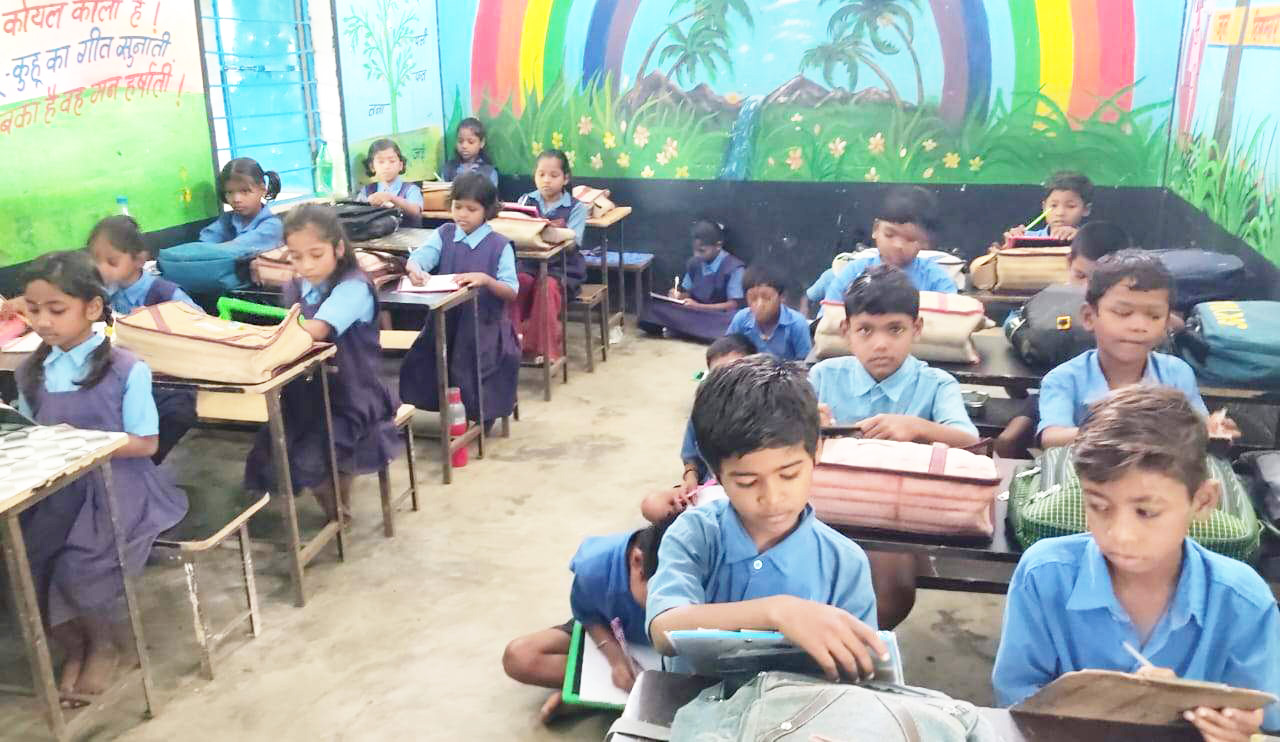बैगलेस डे पर कई स्पर्धाएं