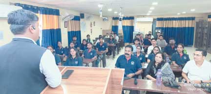 प्रतियोगी परीक्षाओं की तैयारी कर रहे छात्रों को टिप्स प्रतियोगी परीक्षाओं की तैयारी कर रहे छात्रों को टिप्स