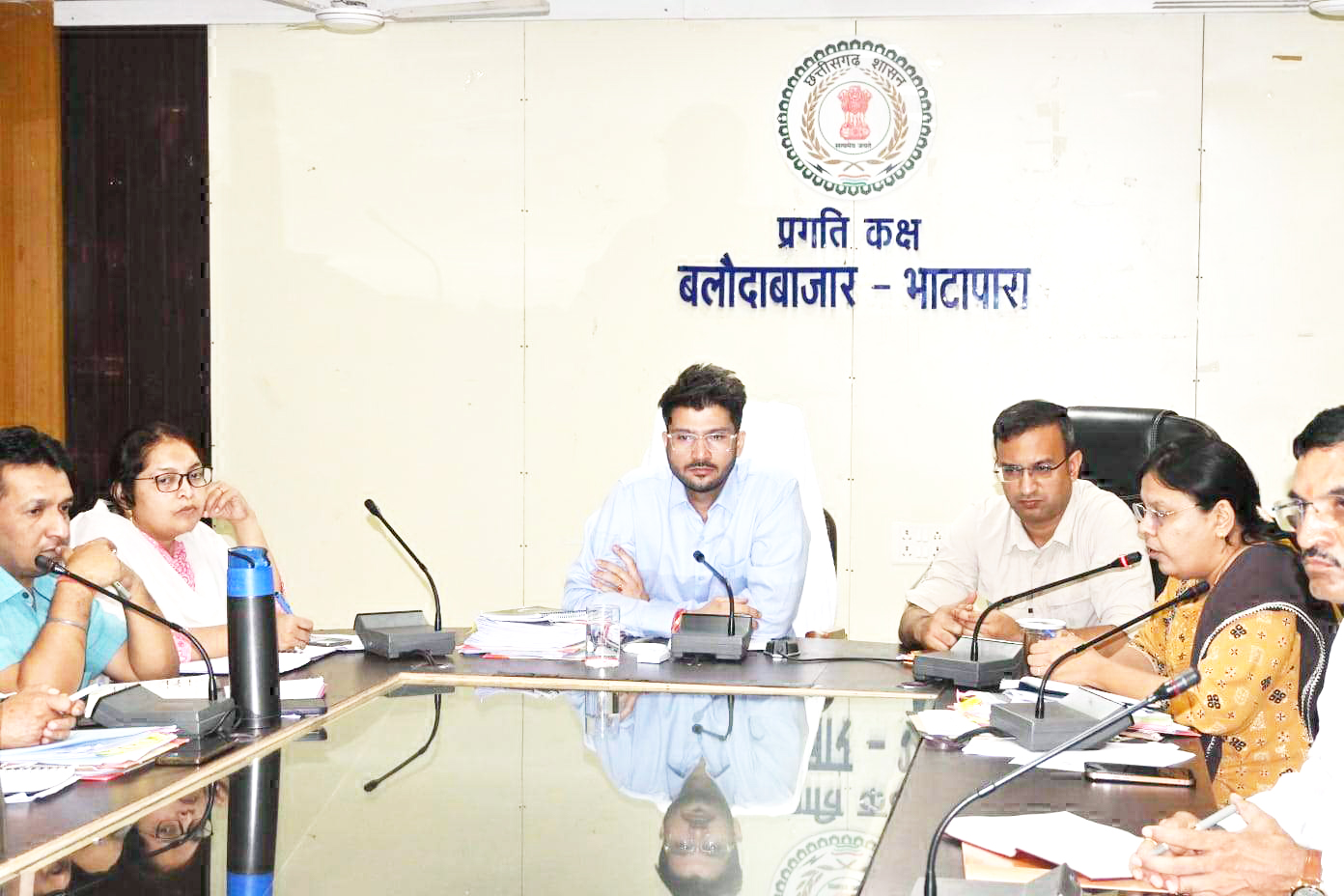 योजनाओं का क्रियान्वयन सुनिश्चित करने दस्तक अभियान