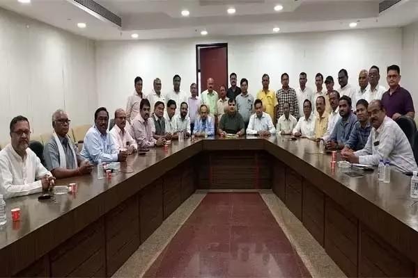 31 जुलाई तक डीए दे, वर्ना अगस्त से हड़ताल 31 जुलाई तक डीए दे, वर्ना अगस्त से हड़ताल