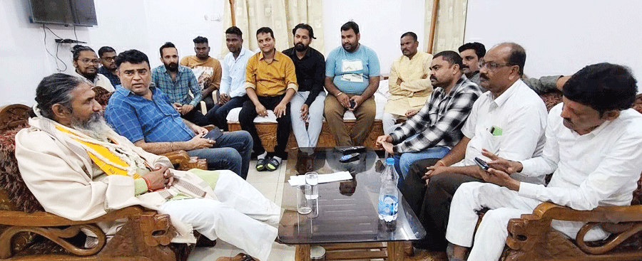 नारायणपुर-भाटपाल में ईसाई आदिवासी को दफनाने पर विवाद नारायणपुर-भाटपाल में ईसाई आदिवासी को दफनाने पर विवाद