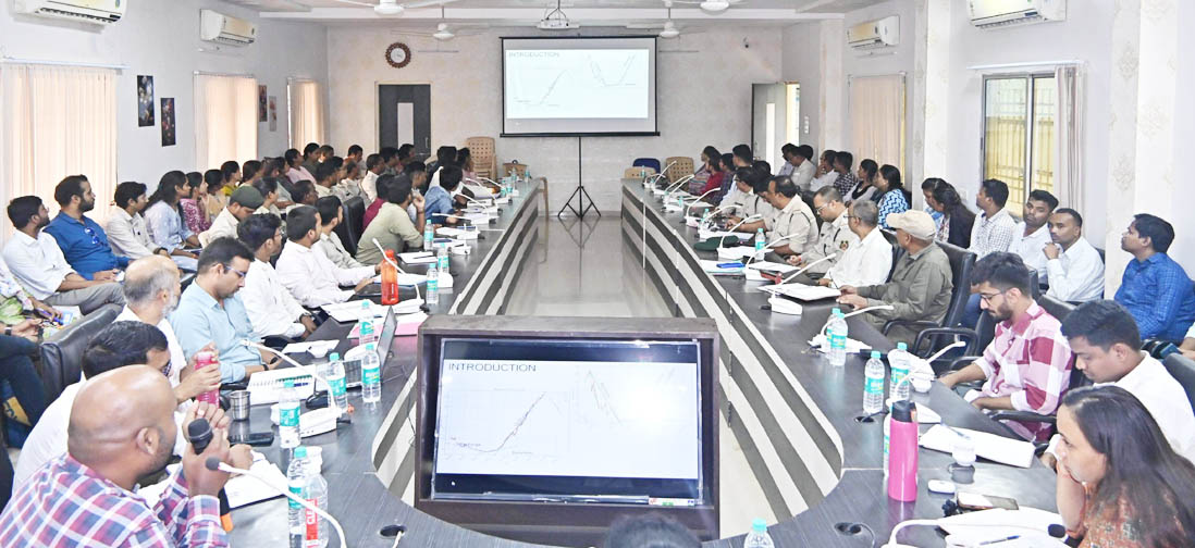 मिट्टी, जल संरचनाओं के लिए बना डिजाइन, इंजीनियरों को प्रशिक्षण मिट्टी, जल संरचनाओं के लिए बना डिजाइन, इंजीनियरों को प्रशिक्षण