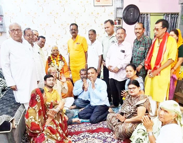 स्वामी आनंद चैतन्य सरस्वती का भव्य स्वागत स्वामी आनंद चैतन्य सरस्वती का भव्य स्वागत