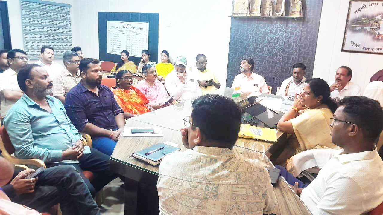 महापौर परिषद में विकास कार्यों की मंजूरी महापौर परिषद में विकास कार्यों की मंजूरी