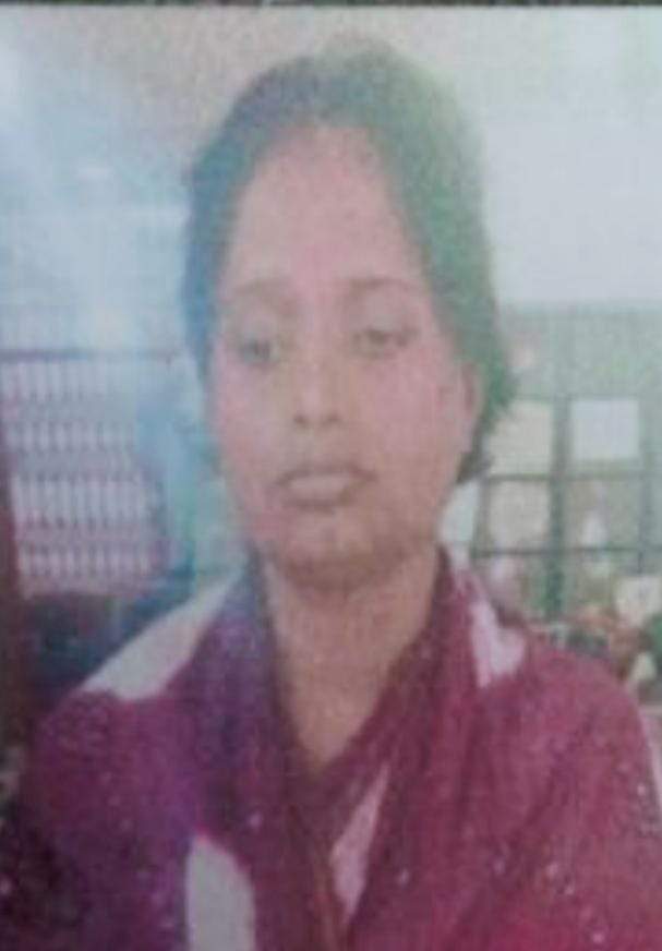 फर्जी आधार कार्ड से ज्वेलर्स को ठगने वाली दिल्ली की महिला दुर्ग में गिरफ्तार फर्जी आधार कार्ड से ज्वेलर्स को ठगने वाली दिल्ली की महिला दुर्ग में गिरफ्तार