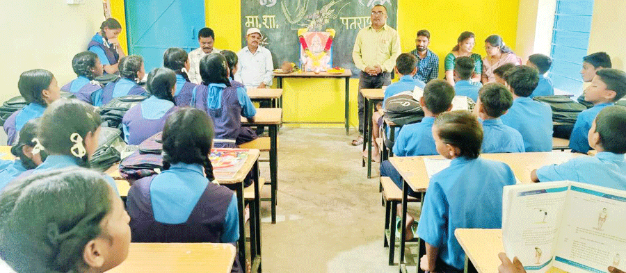 विद्यार्थियों में वैज्ञानिक सोच उत्पन्न करें शिक्षक-मनोज