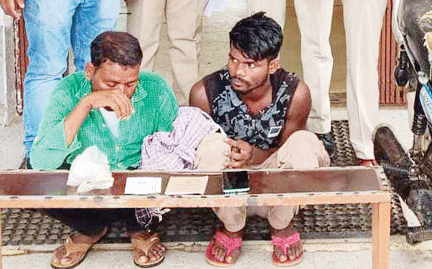 नगदी-मोबाइल लूट, 2 आरोपी गिरफ्तार