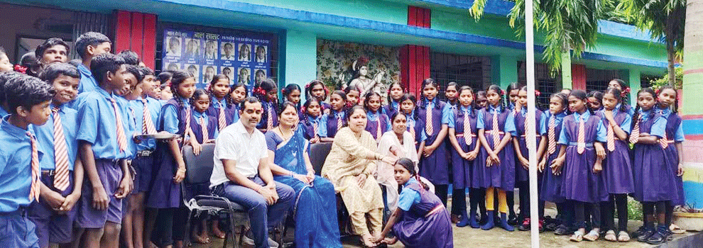डोंगरीपारा चिपावंड और मड़ानार में धूमधाम से मना गुरुपूर्णिमा पर्व डोंगरीपारा चिपावंड और मड़ानार में धूमधाम से मना गुरुपूर्णिमा पर्व
