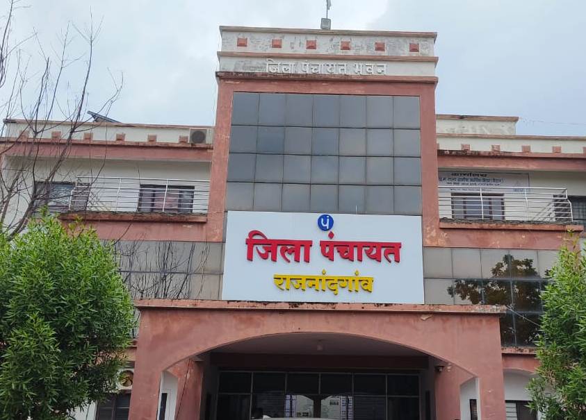 आधा दर्जन पंचायत सचिव निलंबित आधा दर्जन पंचायत सचिव निलंबित