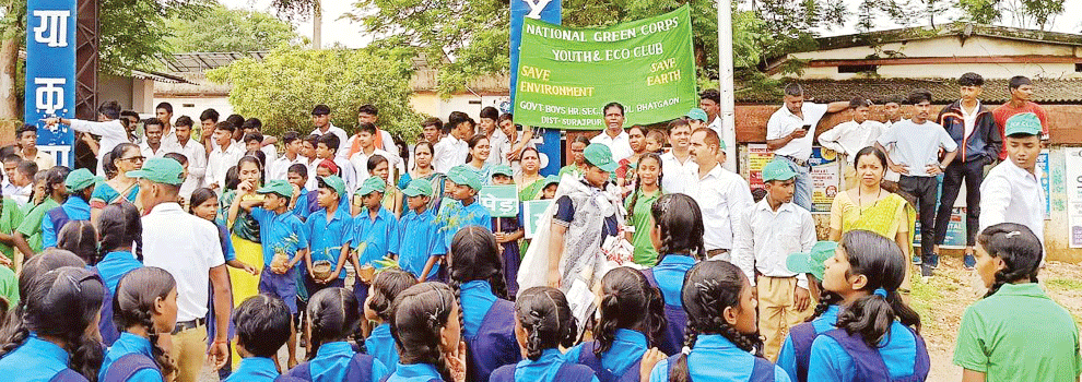  ‘एक पेड़ मां के नाम’ जागरूक करने निकाली रैली