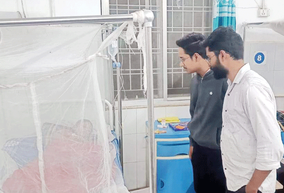 स्कूली बच्चे पर कुत्तों का हमला, अभाविप ने अस्पताल पहुंच जाना हाल स्कूली बच्चे पर कुत्तों का हमला, अभाविप ने अस्पताल पहुंच जाना हाल