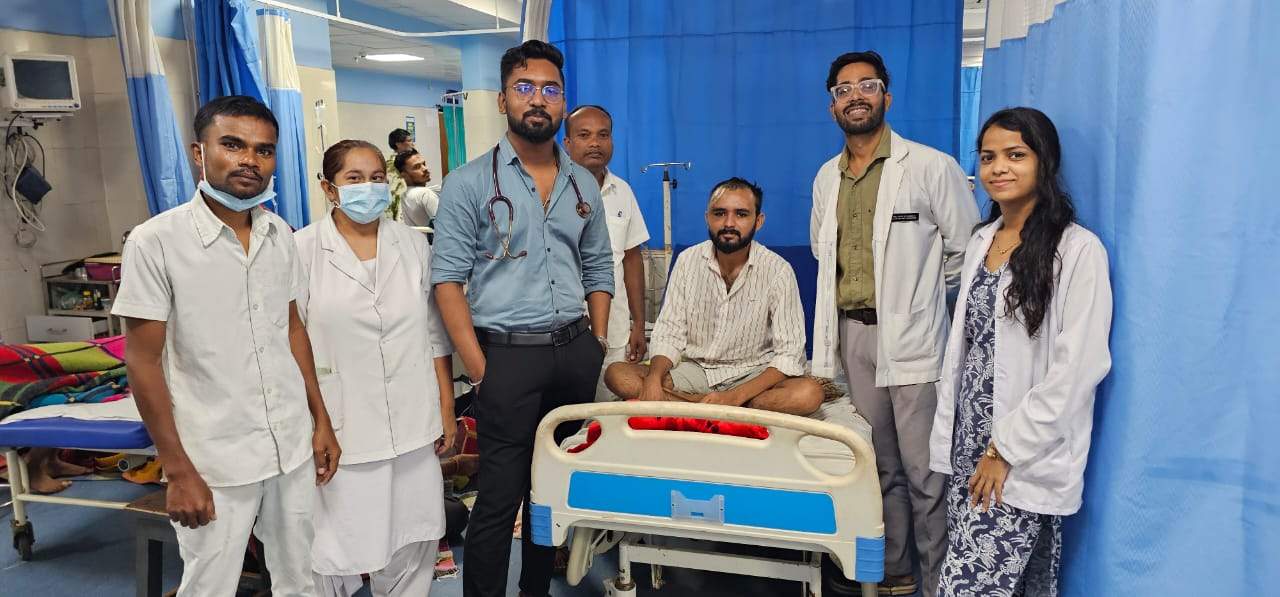 सुकमा का बेटा बना मेकाज का  न्यूरोसर्जन, बचा चुके  6 की जान