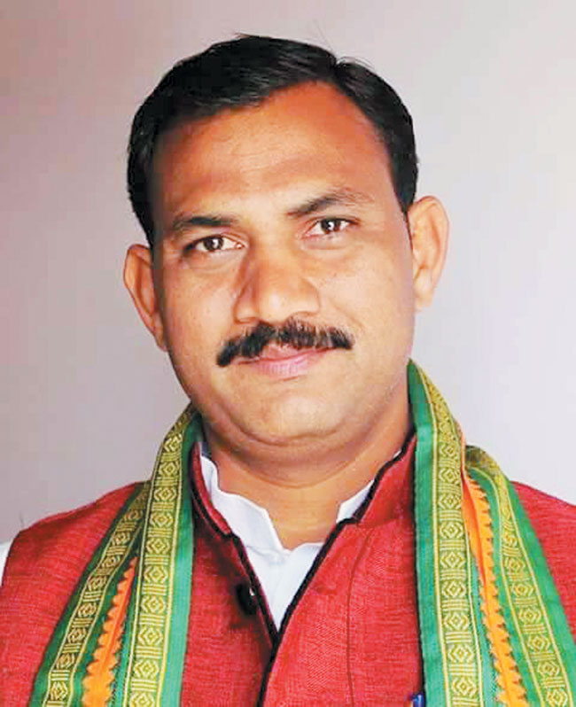 स्वास्थ्य मंत्री ने की सरगुजा संभाग में 15 विशेषज्ञ चिकित्सकों की पदस्थापना