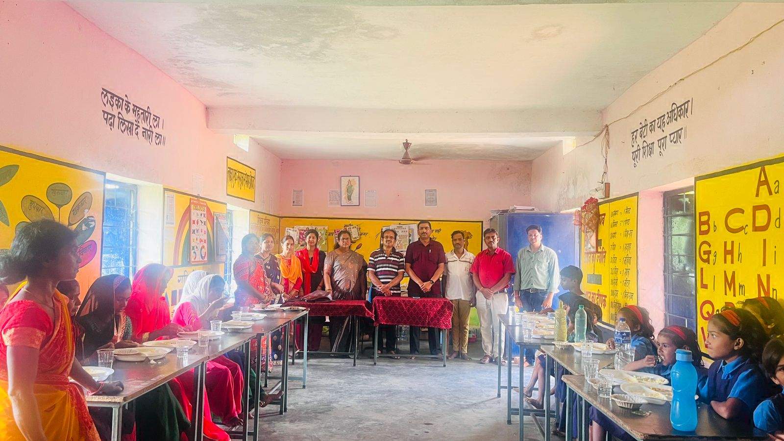 स्कूल में मनाया शिक्षा सप्ताह