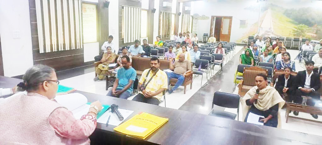 महिला आयोग ने बिलासपुर में महिला उत्पीडऩ के 37 मामलों की सुनवाई की