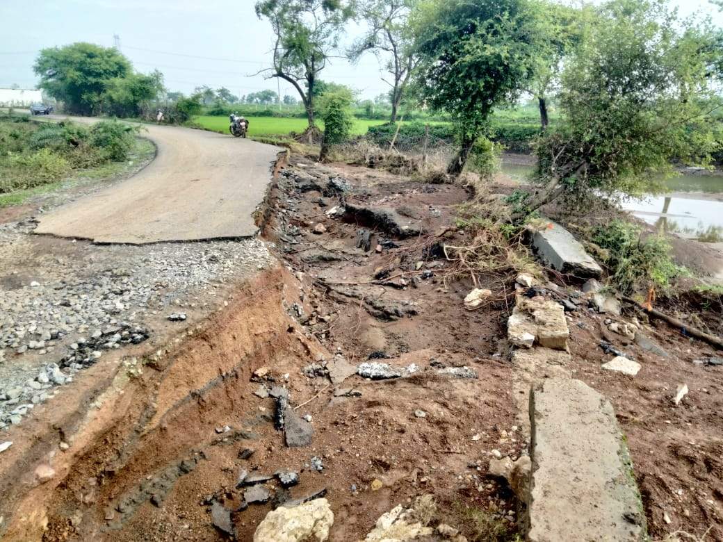 बारिश से मार्ग ध्वस्त, विधायक ने मरम्मत के दिए निर्देश