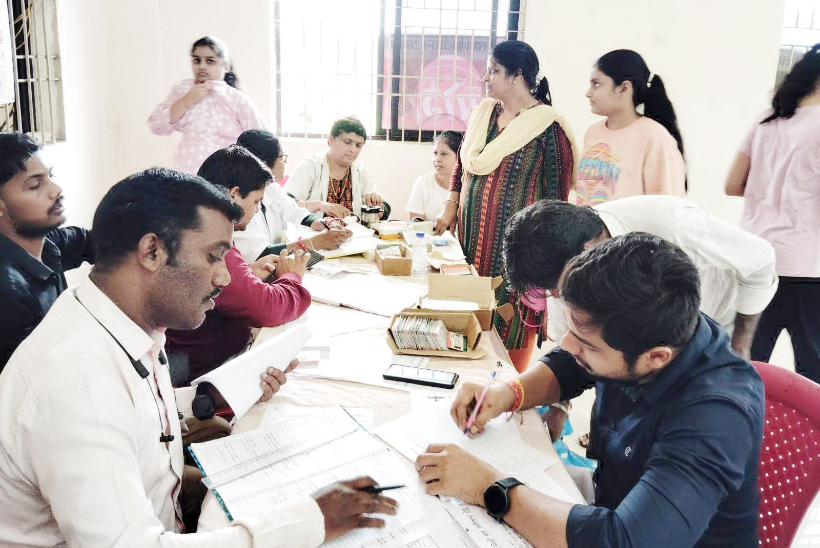 सामुदायिक भवन में जन समस्या निवारण पखवाड़ा सामुदायिक भवन में जन समस्या निवारण पखवाड़ा