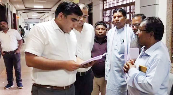 फर्जी जाति प्रमाण पत्र से बना धनोरा गांव का सरपंच फर्जी जाति प्रमाण पत्र से बना धनोरा गांव का सरपंच