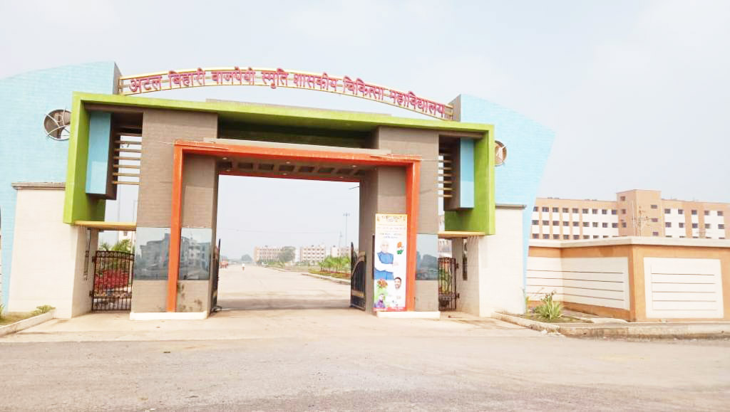 मेडिकल कॉलेज में 14 नए डॉक्टर मिलने से मेडिकल कॉलेज की चिकित्सकीय व्यवस्था होगी दुरूस्त