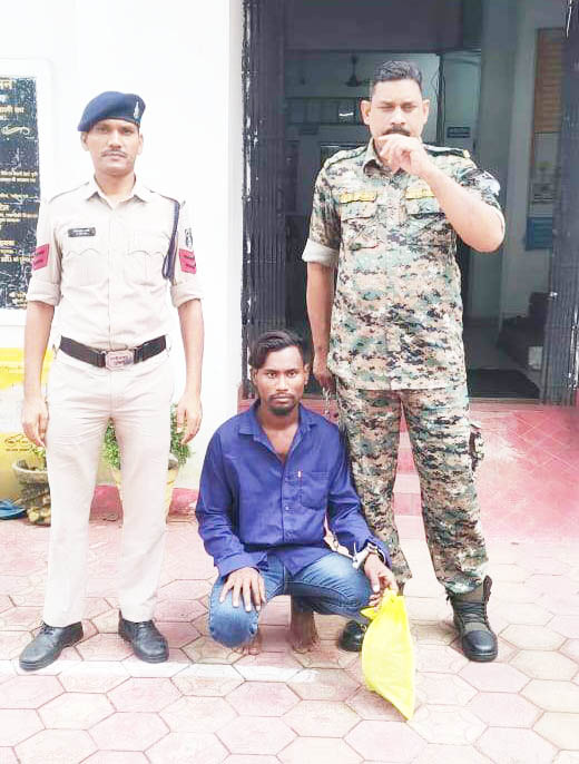 नाबालिग को भगाया-रेप, आरोपी जम्मू-कश्मीर से गिरफ्तार नाबालिग को भगाया-रेप, आरोपी जम्मू-कश्मीर से गिरफ्तार