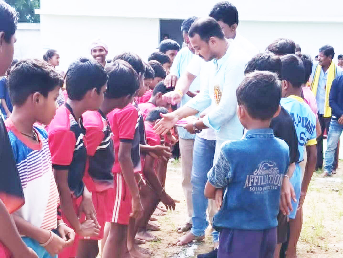 हरेली तिहार छत्तीसगढ़ की ग्रामीण कृषि संस्कृति, परंपरा व प्रकृति संरक्षण से जुड़ा हुआ है-प्रमोद कुंजाम हरेली तिहार छत्तीसगढ़ की ग्रामीण कृषि संस्कृति, परंपरा व प्रकृति संरक्षण से जुड़ा हुआ है-प्रमोद कुंजाम