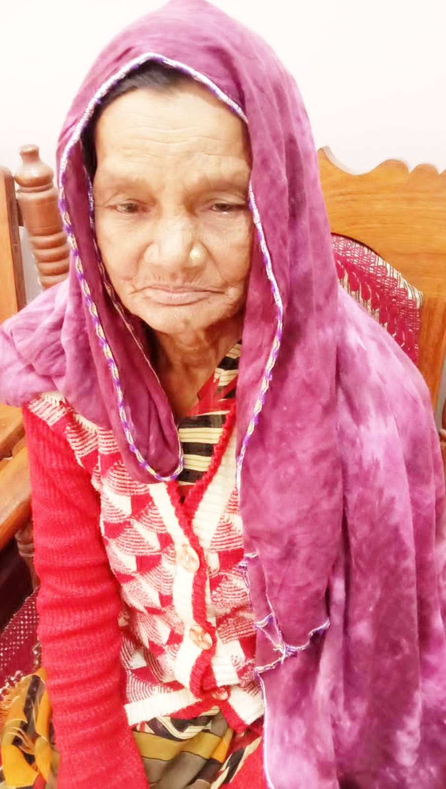 गरियाबंद जिले की वृद्धा का नगरी अस्पताल में उपचार